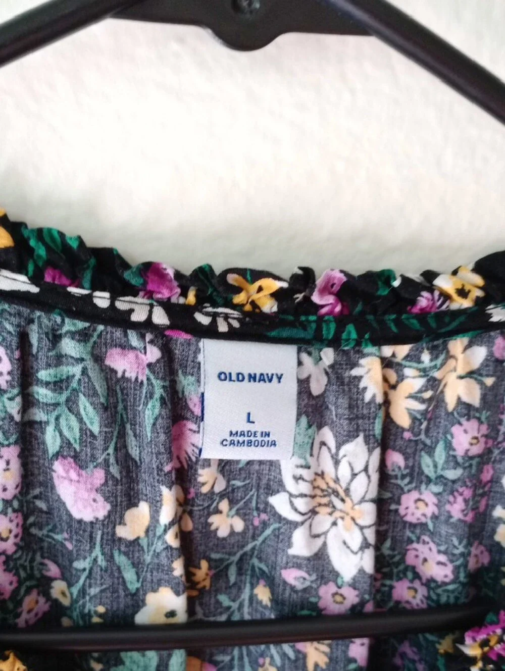 Old Navy Dark Green Floral Cap-Sleeve Tunic with Purple & Yellow Blooms. - Picture 7 of 7